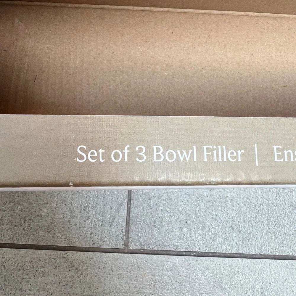 NWT Floral Bowl Fillers Set of 3 flower spheres in gorgeous colors to add a pop!